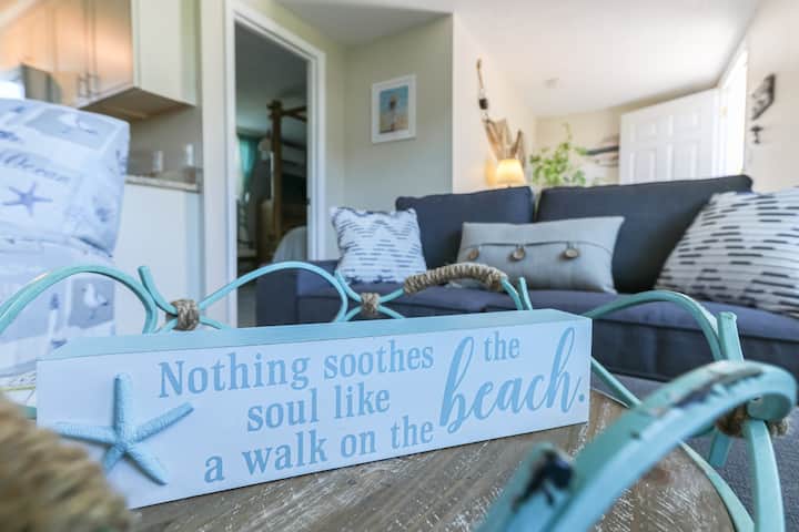 Hideaway — Living room