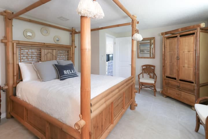 Hideaway in Sebastian