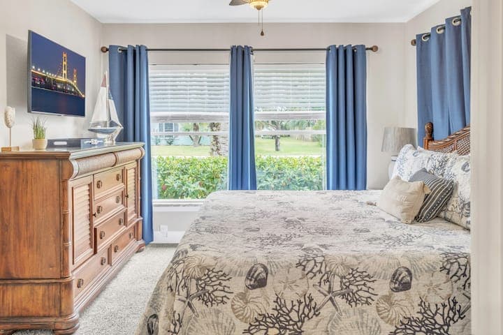 Saint Augustine — Bedroom 1